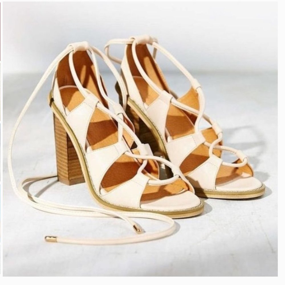 Silence + Noise Sofia Lace Up Heels - Cream
